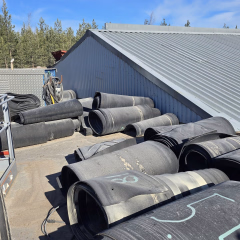 Käytettyä kuljetinmattoa / kumimattoa 8m - Myydään‼️ ♻️Käytettyä kuljetinmattoa / kumimattoa..